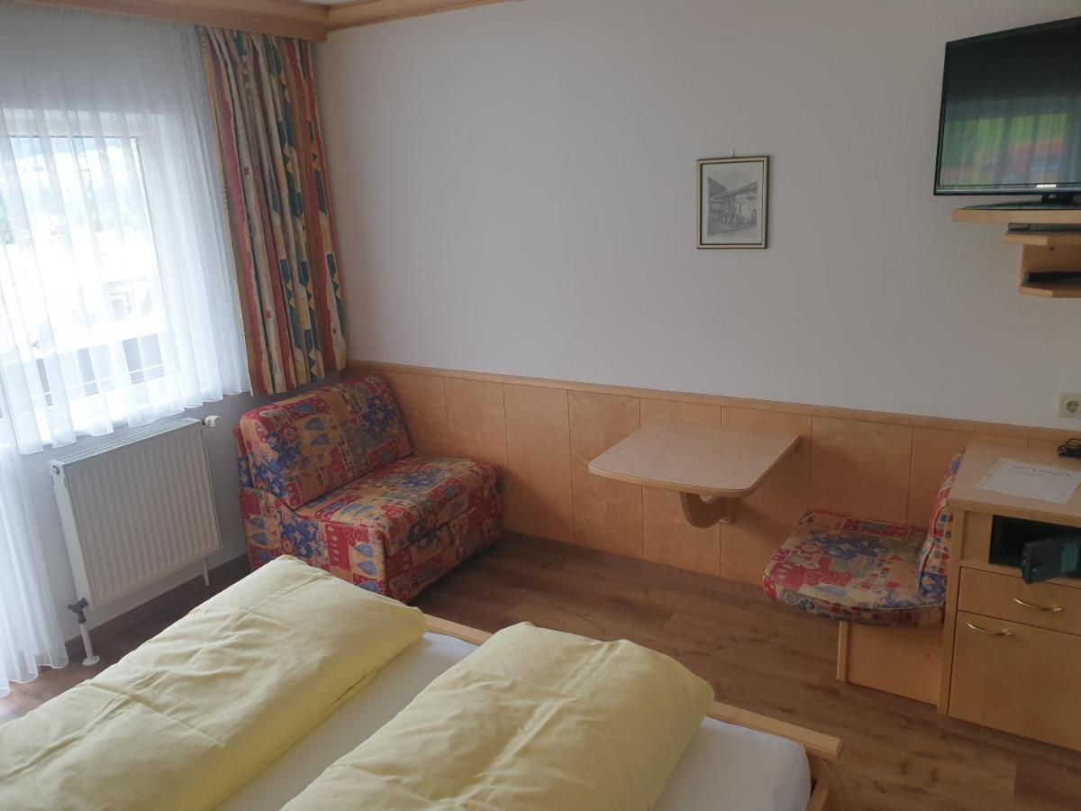Haus Hubertus Hotel Mieders Eksteriør billede